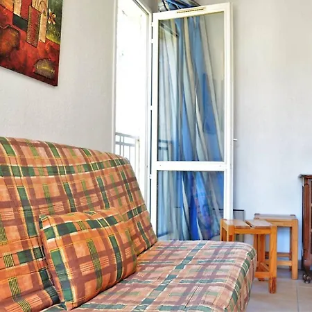 Duplex Avec Terrasse, 2 Chambres, Parking Prive A 2 Min De La - Fr-1-251-569 *