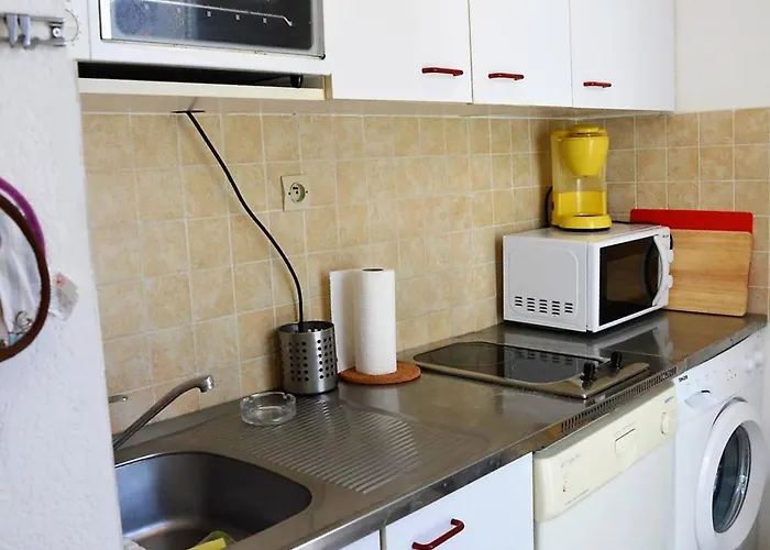 Duplex Avec Terrasse, 2 Chambres, Parking Prive A 2 Min De La - Fr-1-251-569 아파트