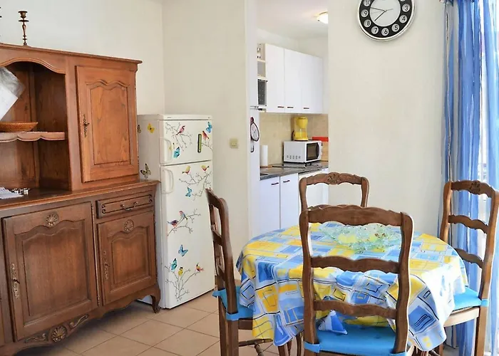 Duplex Avec Terrasse, 2 Chambres, Parking Prive A 2 Min De La - Fr-1-251-569 * 르 라방두